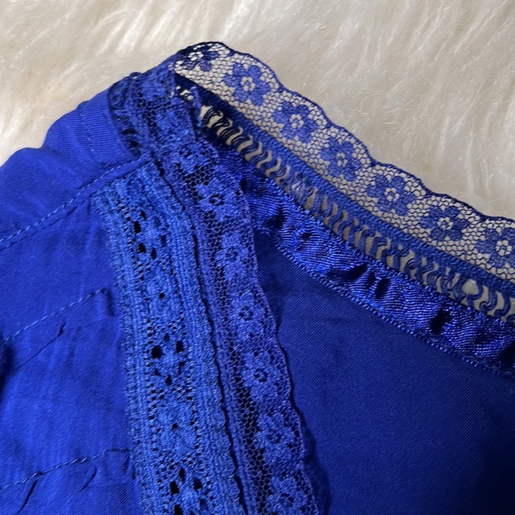 EDC by Esprit lace detail navy blue long blouse with mid length sleeves - Picture 4 of 10